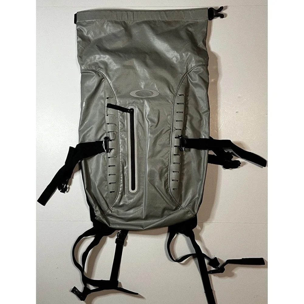 Oakley Backpack Red Code Wet Dry Bag Stone Gray VTG